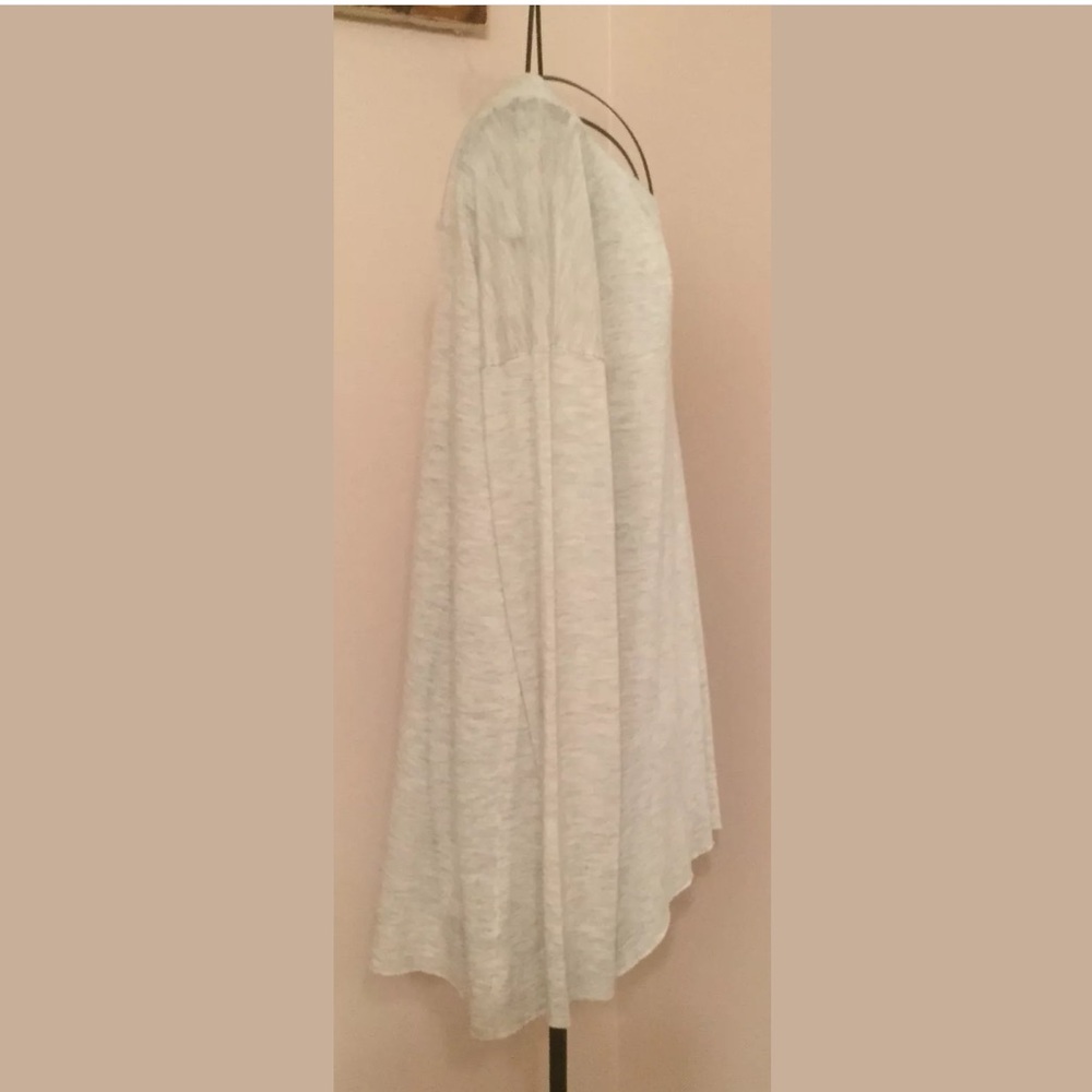Saks grey tissue wool/ cashmere blend sweater M - Picture 2 of 3
